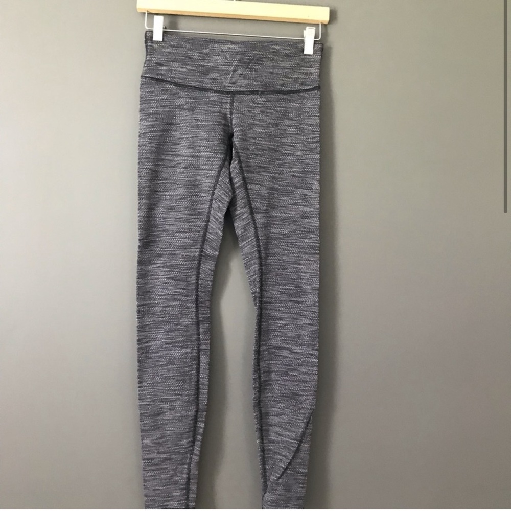 Lululemon WunderUnder leggings